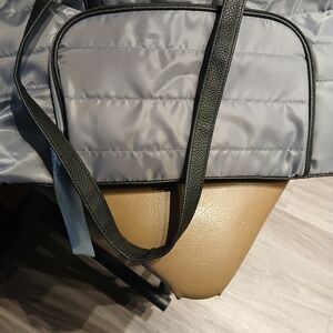 DSW Grey Travel Bàg